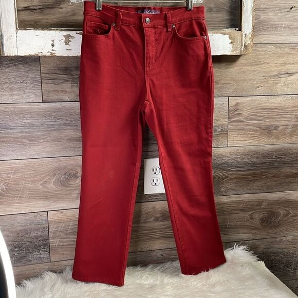 GLORIA VANDERBILT Women’s Amanda Jeans Petite Size 6P Dark Red Straight Leg - Picture 1 of 8